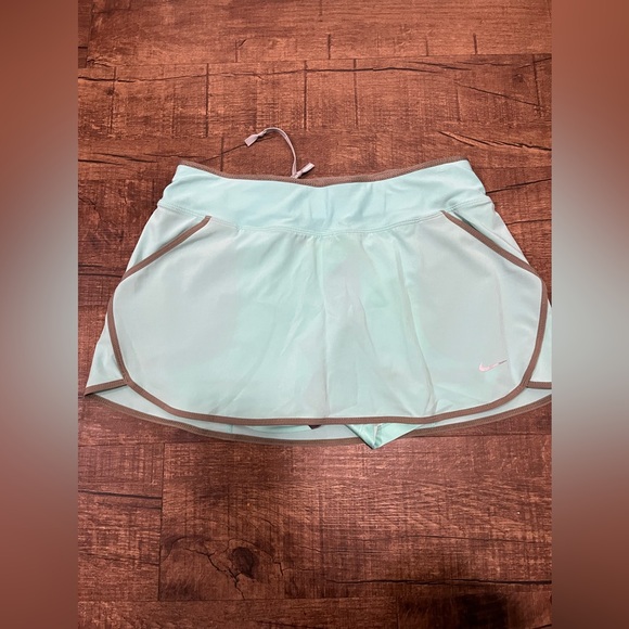 Nike Dri-FIT Gray and Aqua Athletic Skort Size S - Picture 2 of 9